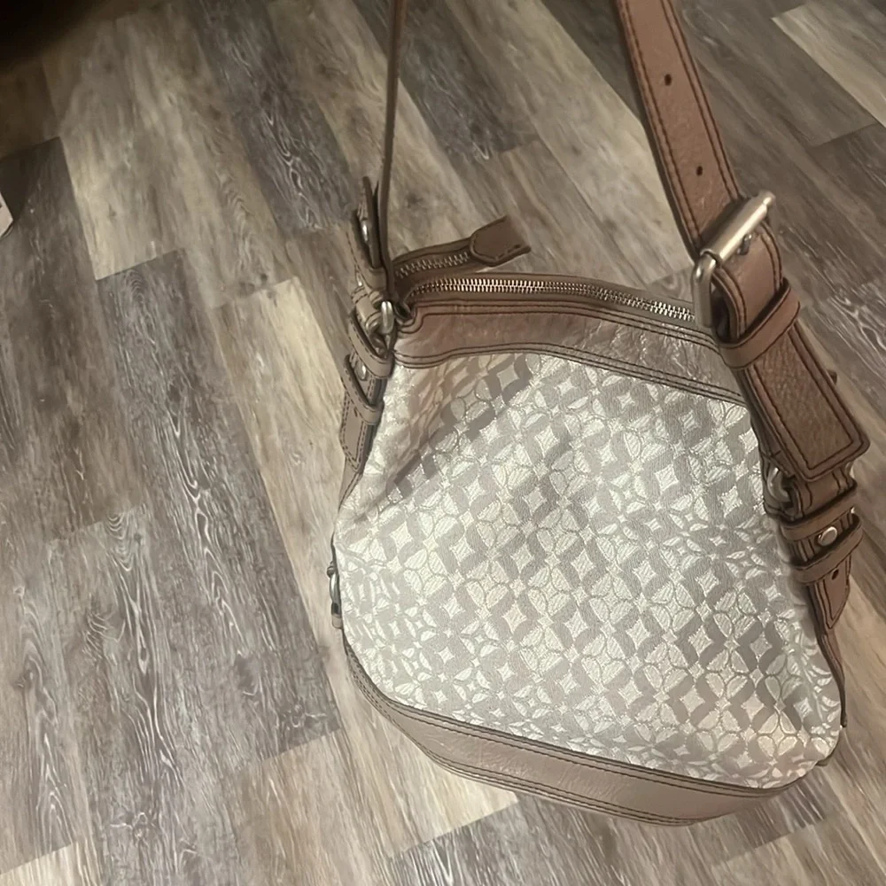 Fossil Maddox Beige metallic Leather Canvas over the shoulder hobo purse